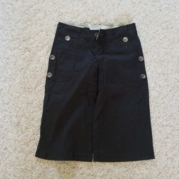 Bermuda shorts - Picture 1 of 1